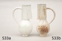 wei�er Krug und wei�er Krug mit br�unlichen Sprenkeln